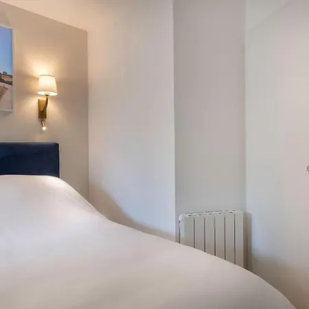 Dans Avec Piscine Pour 6 פורנישי