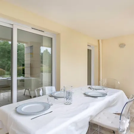 Dans Avec Piscine Pour 6