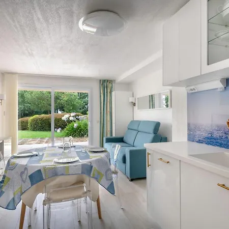 Dans Avec Piscine Pour 6 *