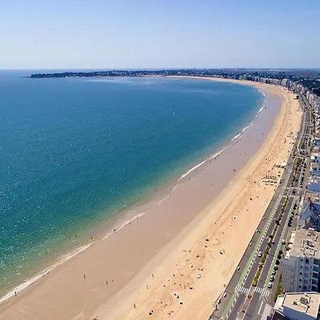 Dans Avec Piscine Pour 6