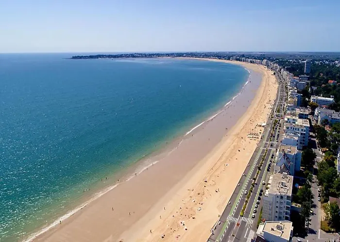 Dans Avec Piscine Pour 6